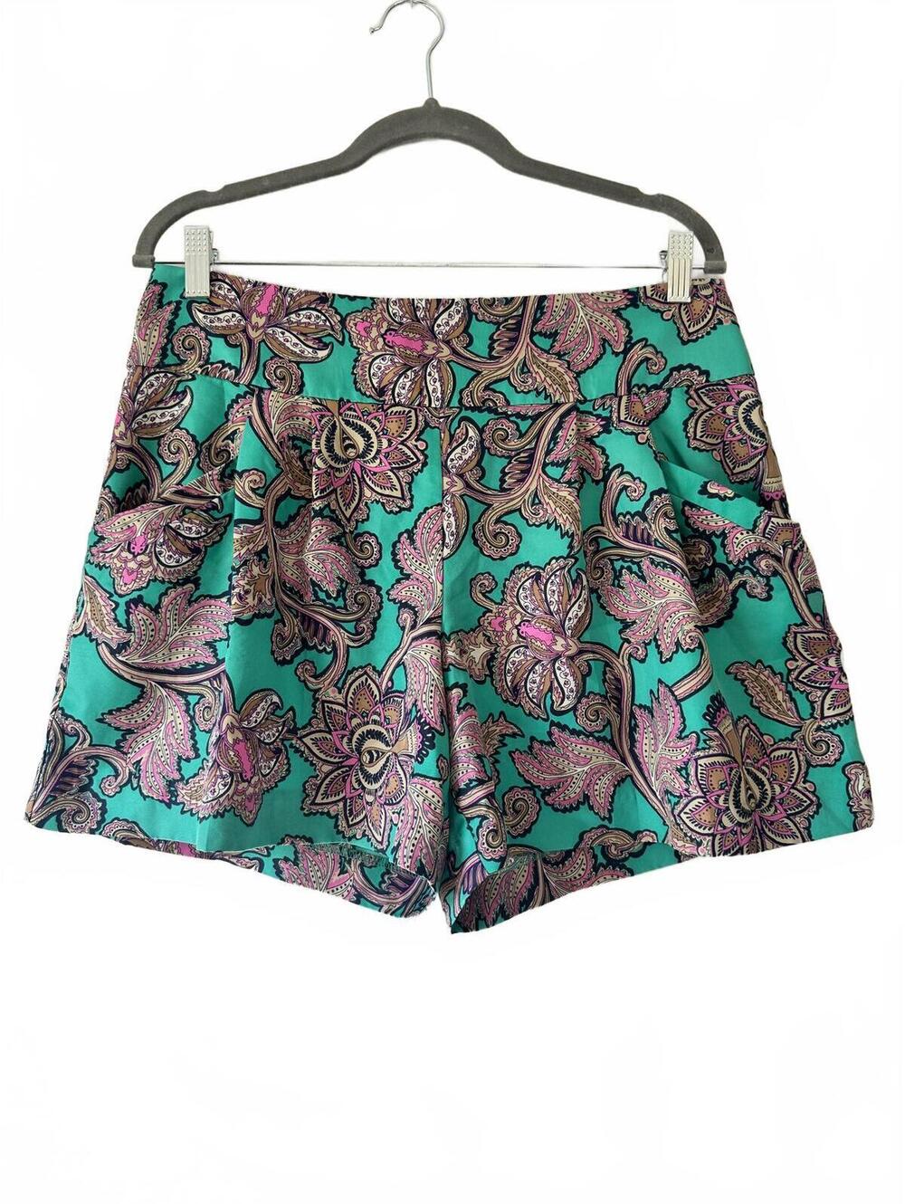 LOFT Women's Size 8 Multi-Color Paisley Print Pleated Shorts